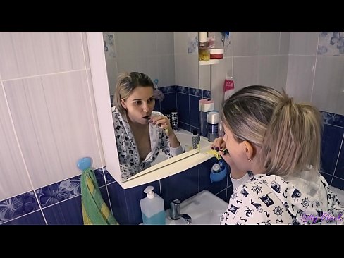 ❤️ פריצה עם צעירים בפיג'מה מסתיימים אוראלי בהצטיינות בתחת - לי שחור ️❌ פורנו אצלנו